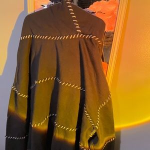 Black turtle neck sweatshirt